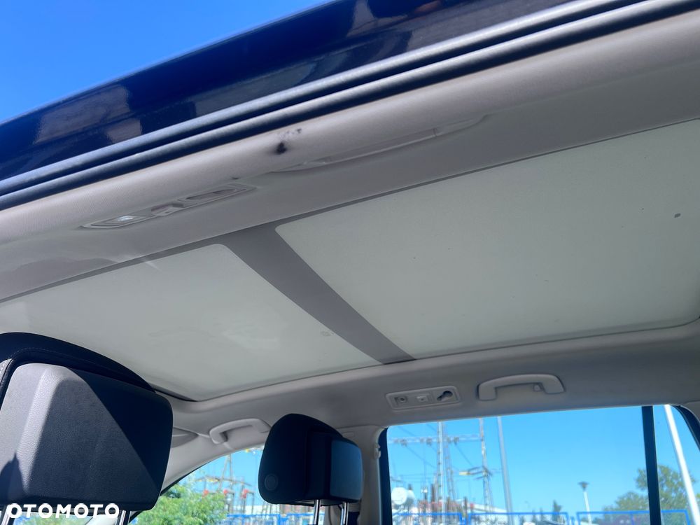Volkswagen Passat Variant 2.0 TDI SCR DSG Comfortline - 9