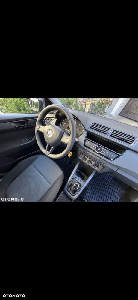 Skoda Fabia 1.0 Active - 11