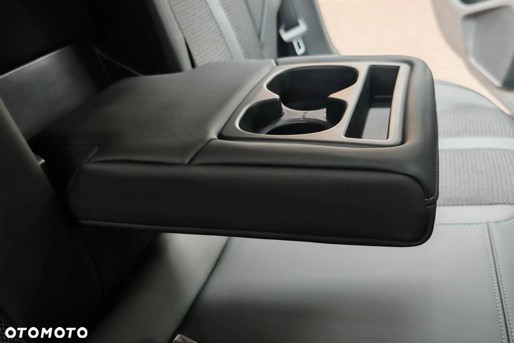 Peugeot 308 1.5 BlueHDi Allure S&S EAT8 - 21