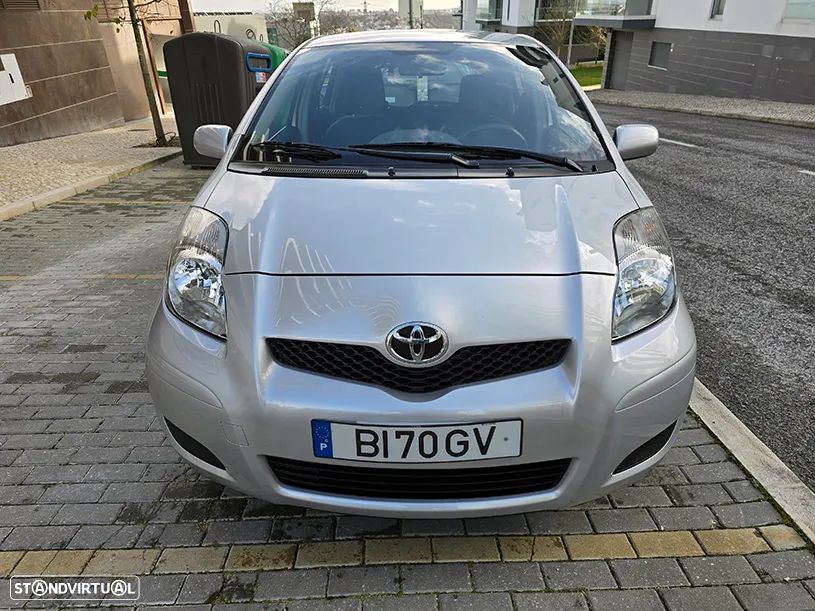 Toyota Yaris 1.0 VVT-i Cool Edition - 2