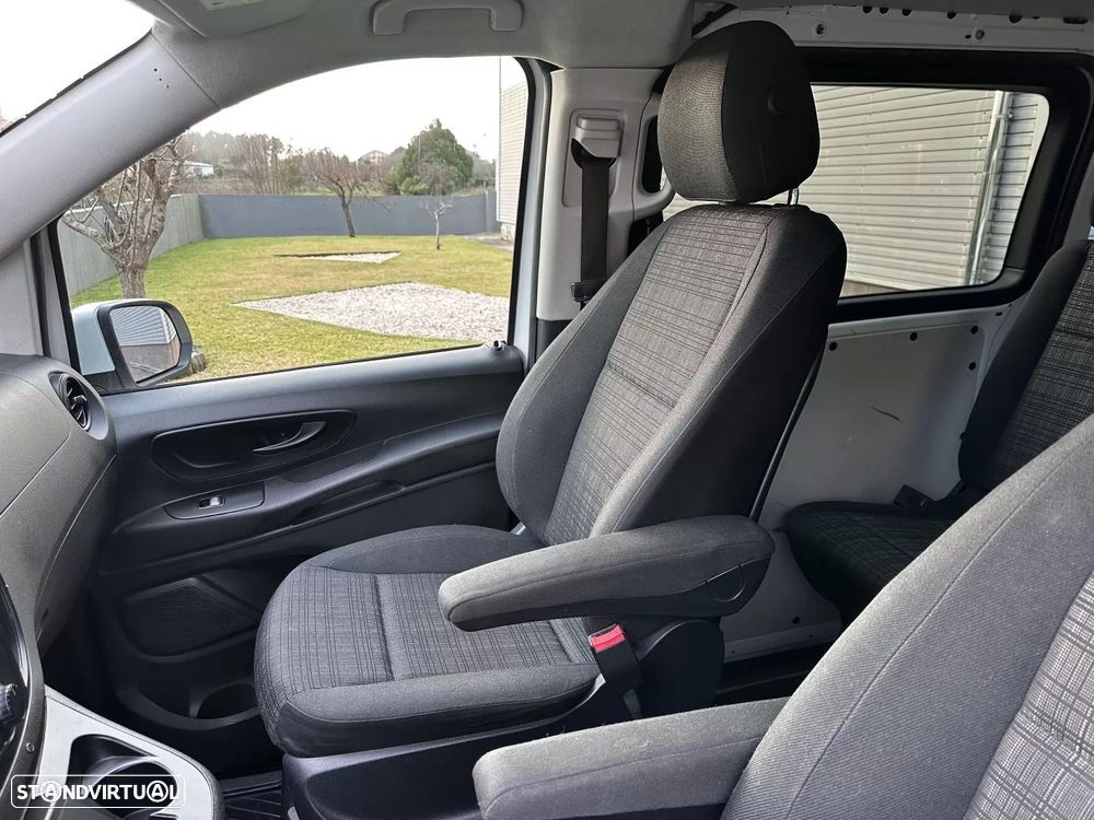 Mercedes-Benz Vito Tourer Longa Aut. PRO - 29
