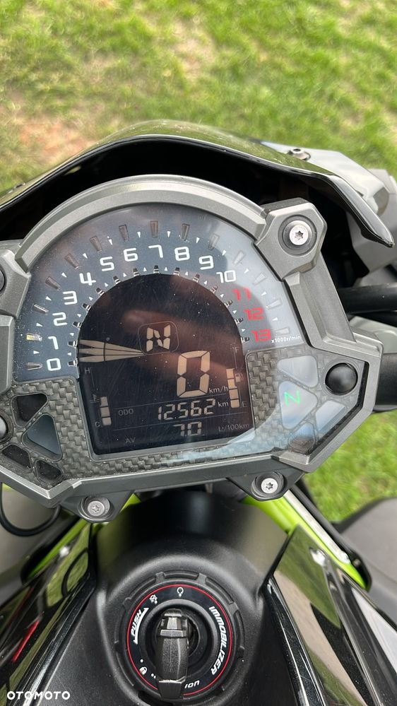 Kawasaki Z 900 - 10