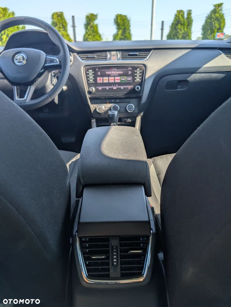 Skoda Octavia 2.0 TDI DSG Style - 14