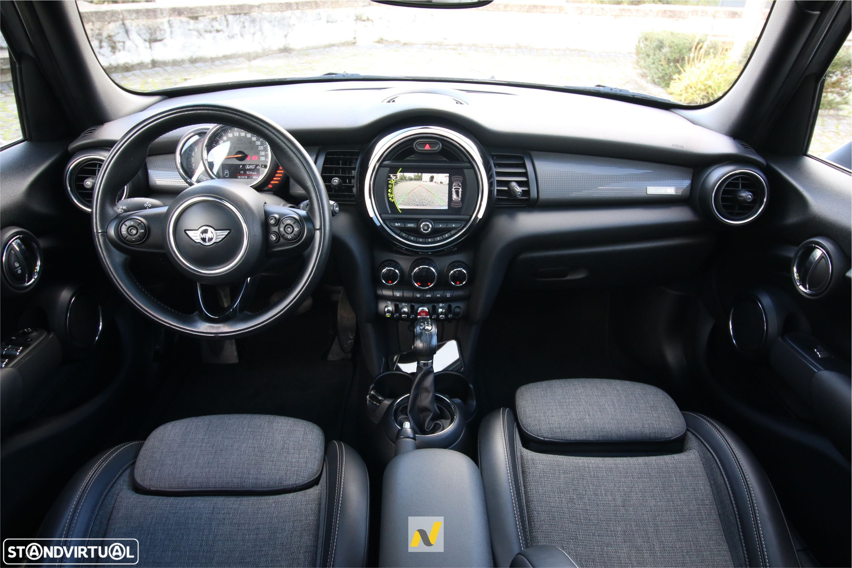 MINI 5 Portas Cooper D Aut. - 20