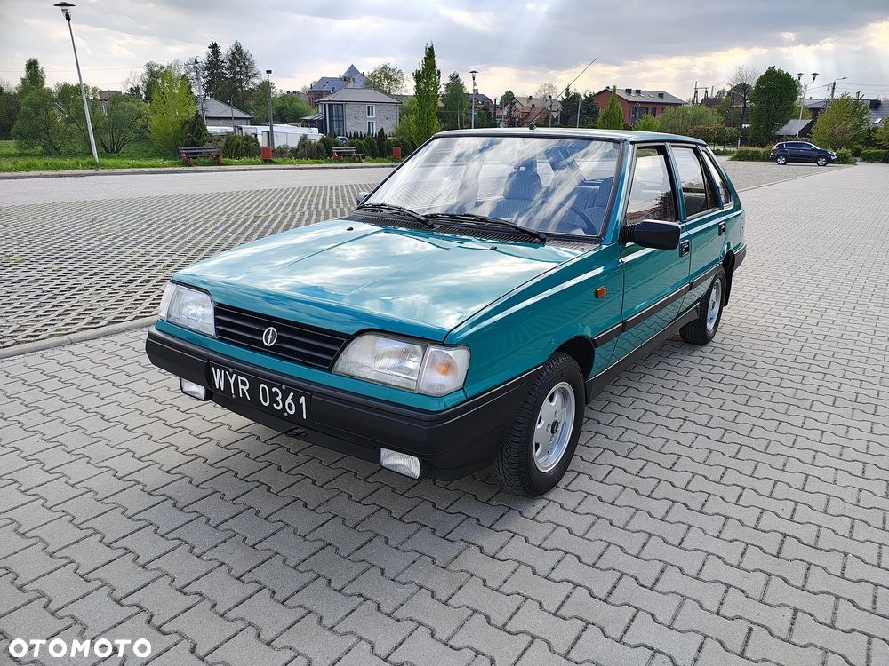 Polonez Caro - 2