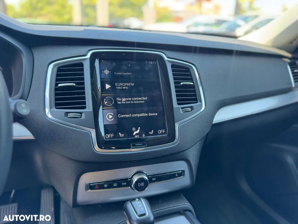 Volvo XC 90 D5 AWD Momentum - 9