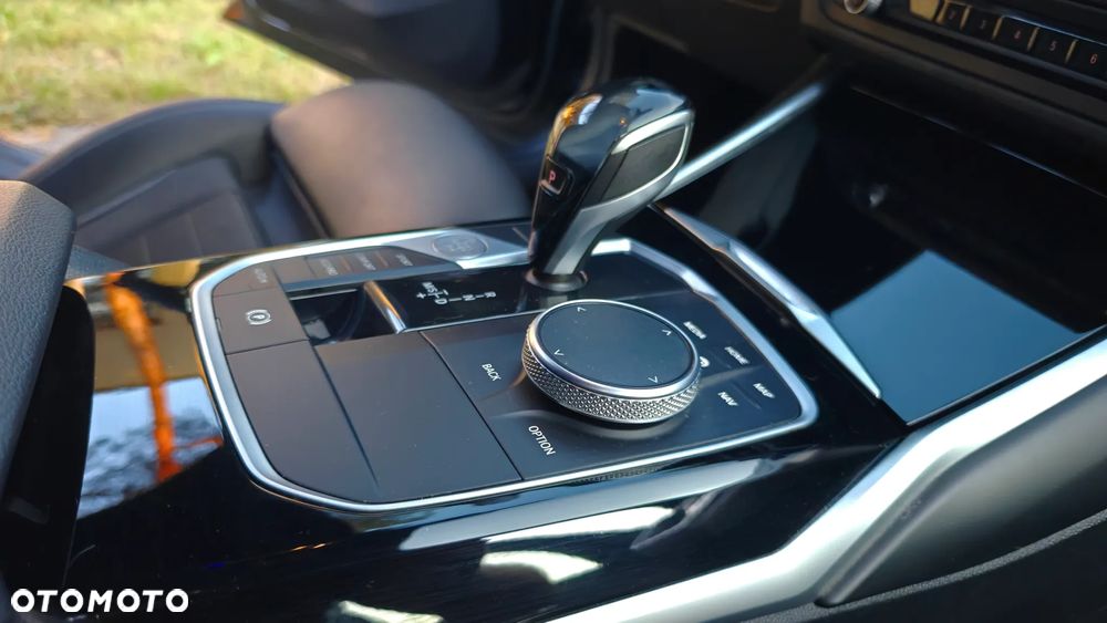 BMW Seria 3 320d Sport Line - 17