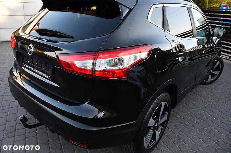 Nissan Qashqai 1.6 dCi Xtronic TEKNA+ - 33