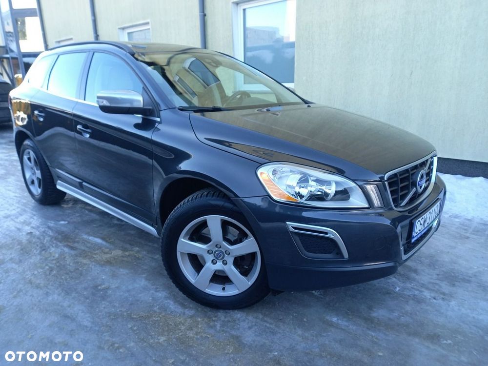 Volvo XC 60 D3 R Design - 4