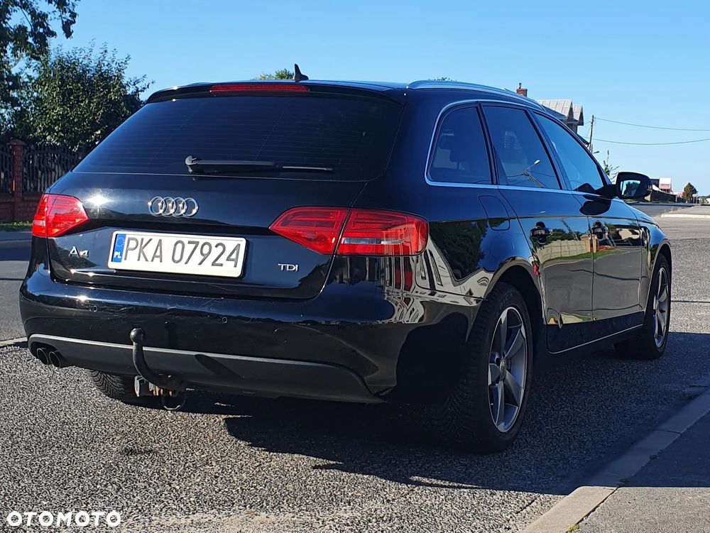 Audi A4 Avant 2011 photo 3