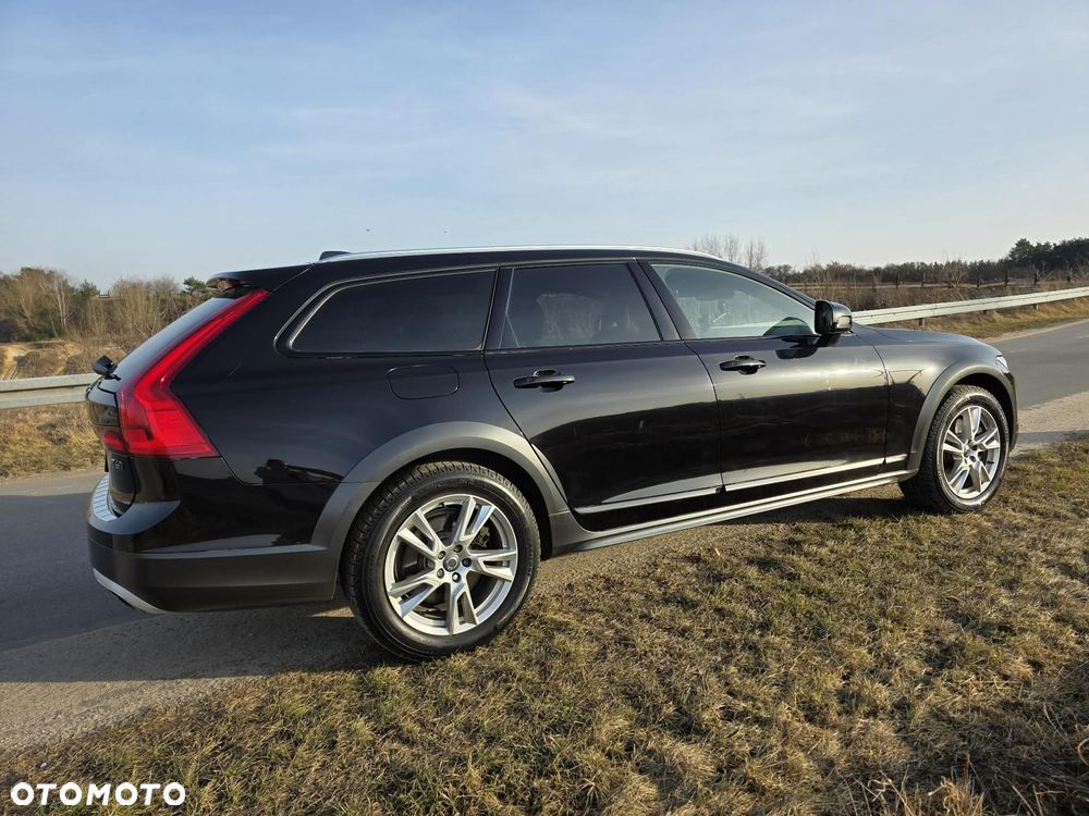 Volvo V90 Cross Country T6 AWD - 8