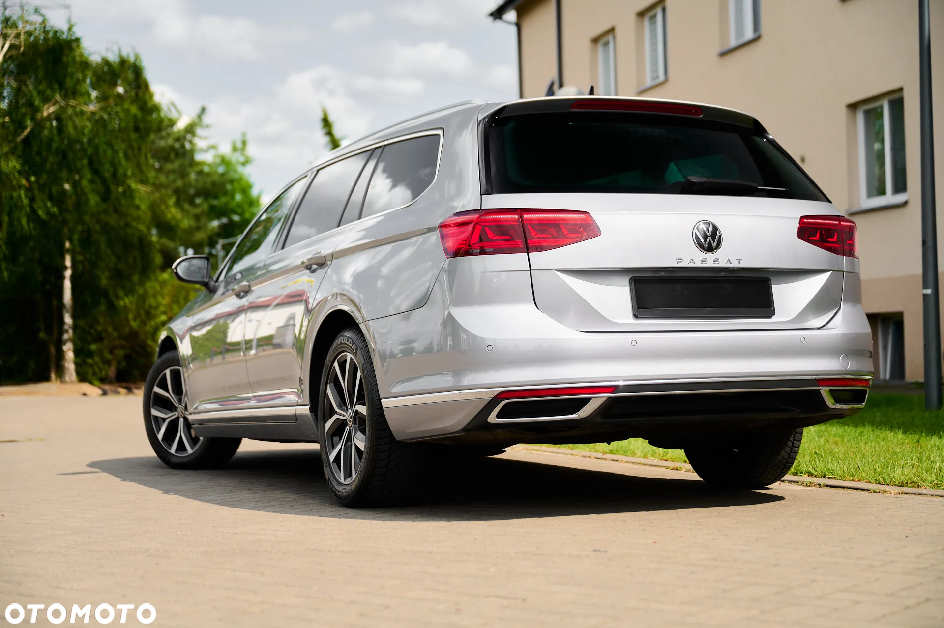 Volkswagen Passat 2.0 TDI EVO Elegance DSG - 4