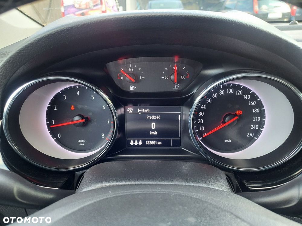 Opel Astra - 35