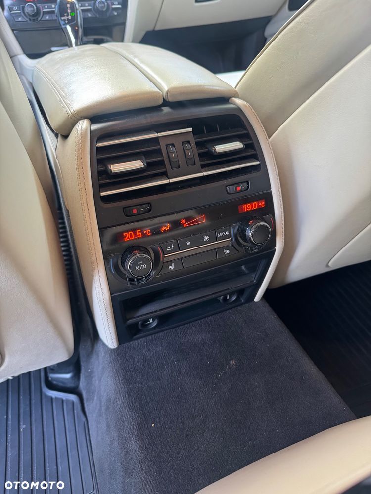 BMW Seria 7 740d xDrive - 7