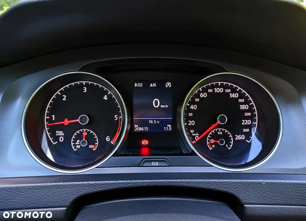 Volkswagen Golf 1.6 TDI BlueMotion Technology Lounge - 17