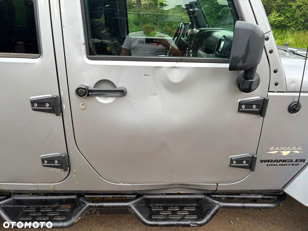 Jeep Wrangler Unlimited 3.6 Automatik Sahara - 8
