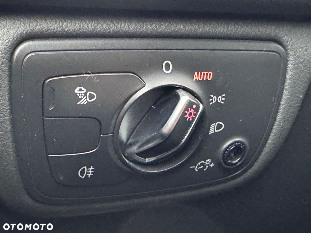 Audi A6 Limousine 3.0 TDI DPF quattro S tronic - 25