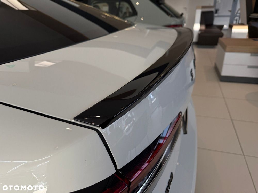 Skoda Superb 2.0 TSI Sportline DSG - 35