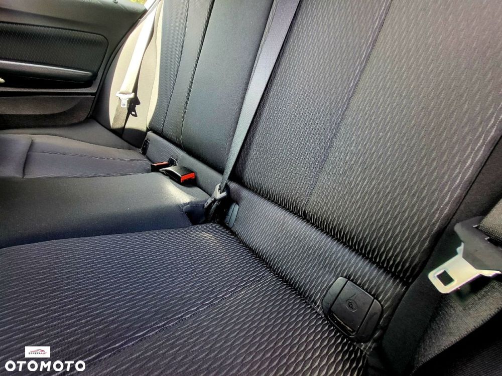 BMW Seria 1 - 28