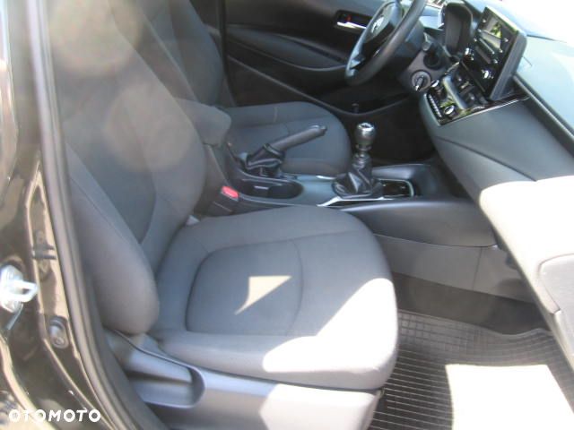 Toyota Corolla 1.6 Active - 33