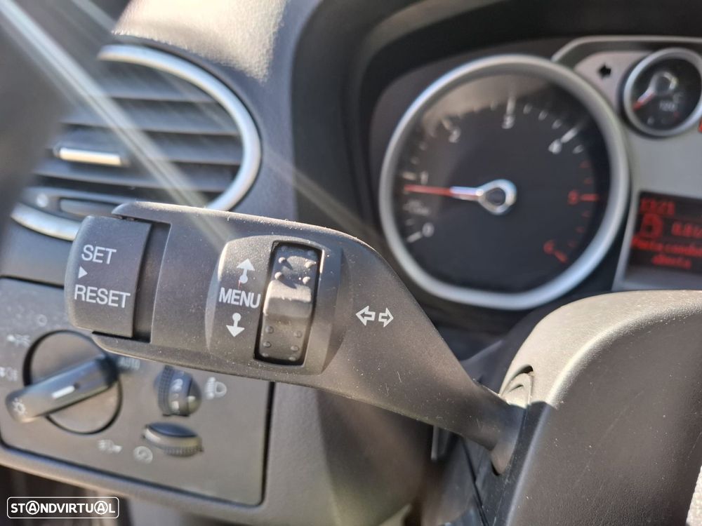 Ford Focus 1.6 TDCi Titanium - 24