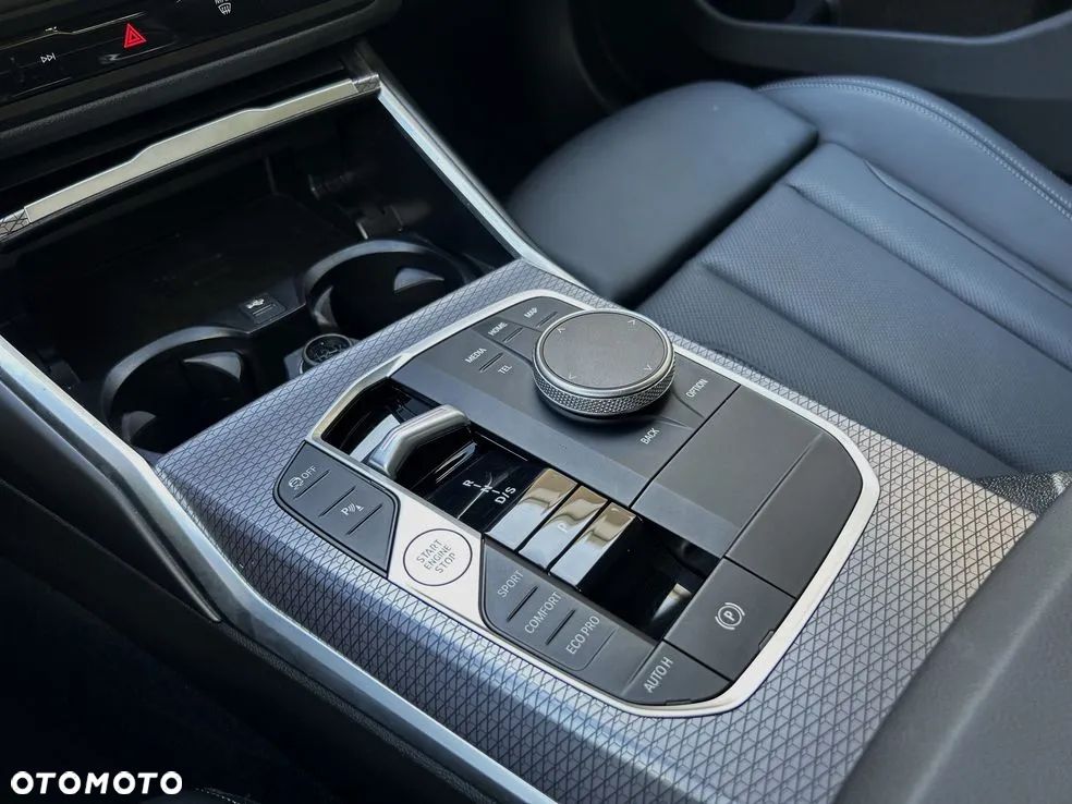 BMW Seria 3 - 30