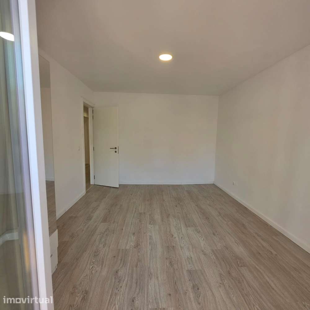 APARTAMENTO T2 - AV ELIAS GARCIA LISBOA - Grande imagem: 4/7
