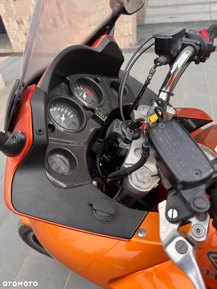 Honda CBF - 8