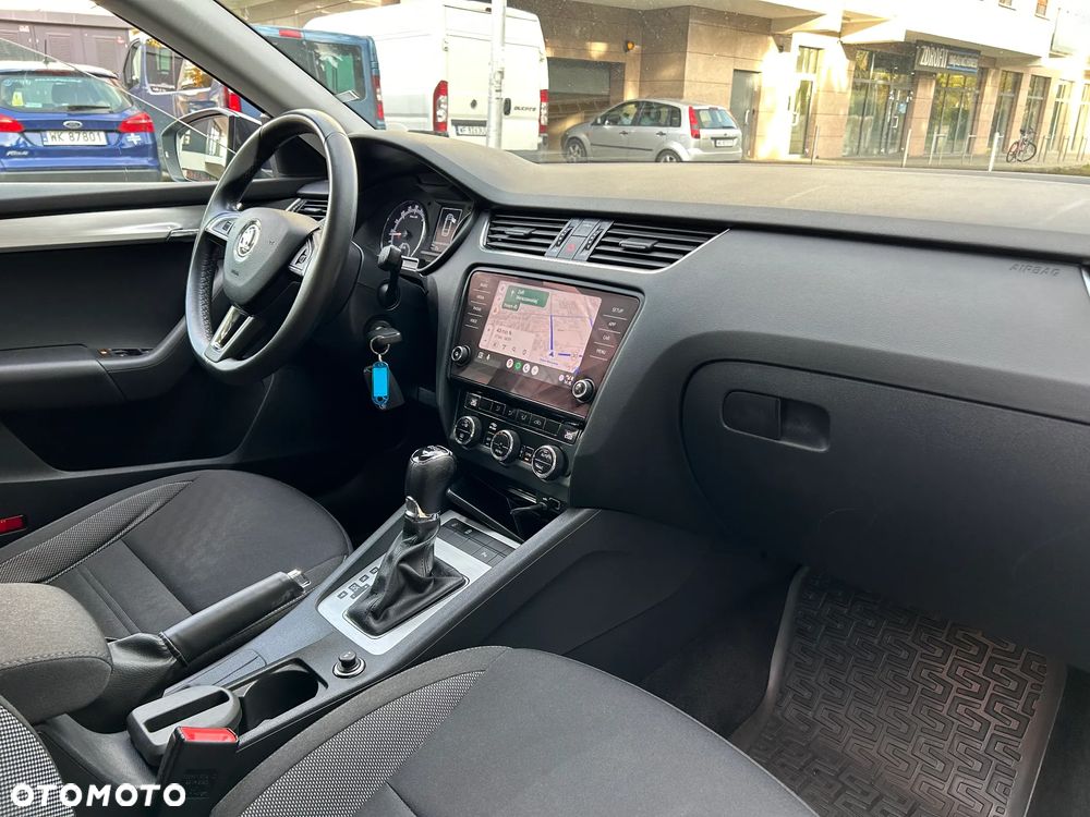 Skoda Octavia 2.0 TDI Ambition DSG - 4