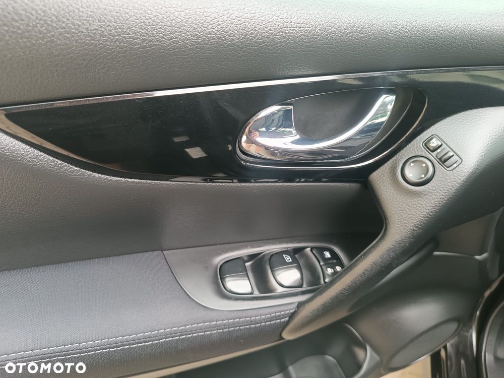 Nissan Qashqai 1.6 dCi DPF Start/Stop tekna - 9