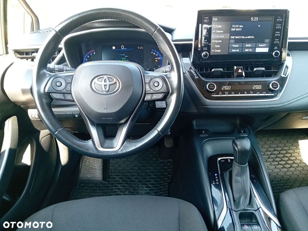 Toyota Corolla 1.6 Comfort MS - 11