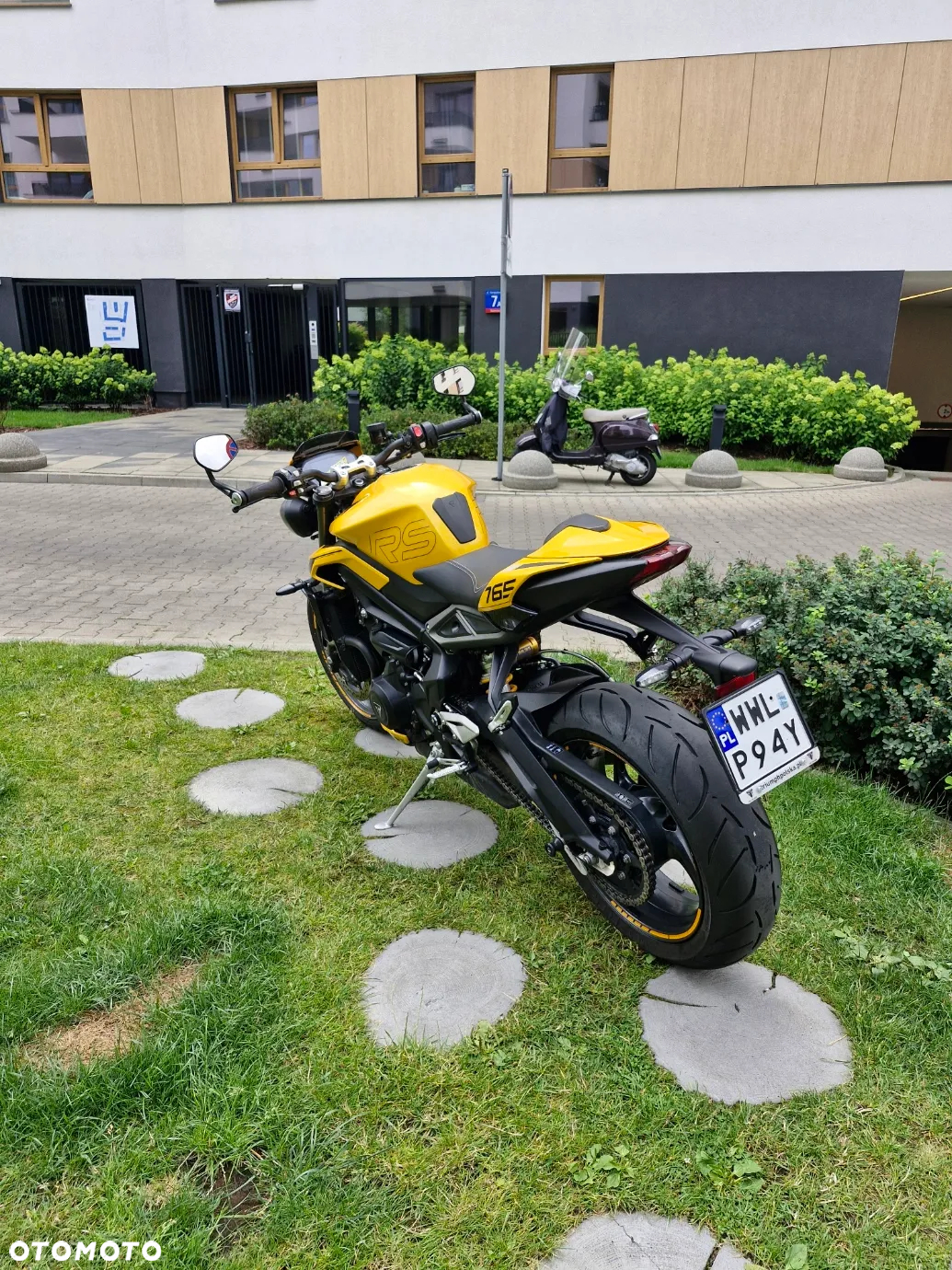 Triumph Street Triple - 6