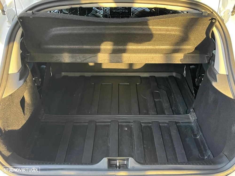 Renault Clio IV Van 1.5 dCi 75cv - 23