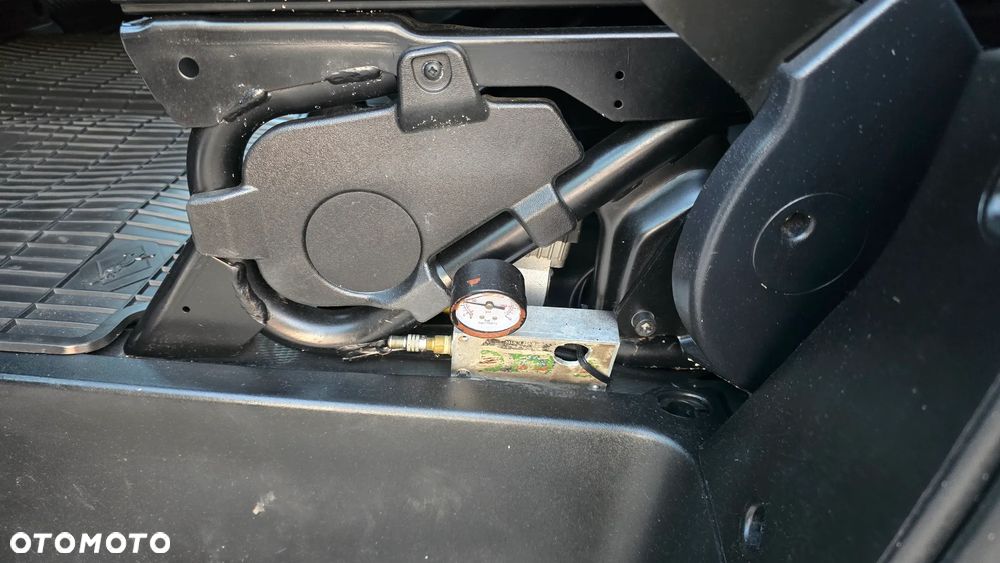 Fiat DUCATO MAXI ❗️DUŻY KONTENER / IZOTERMA 8EP MRAUTO / PODUSZKI PNEUMATYCZNE / SALON POLSKA / 1 WŁ / PO DUŻYM SERWISIE / TEMPOMAT / NAVI / PODUSZKI PNEUMATYCZNE / JAK NOWY ❗️❗️ - 34