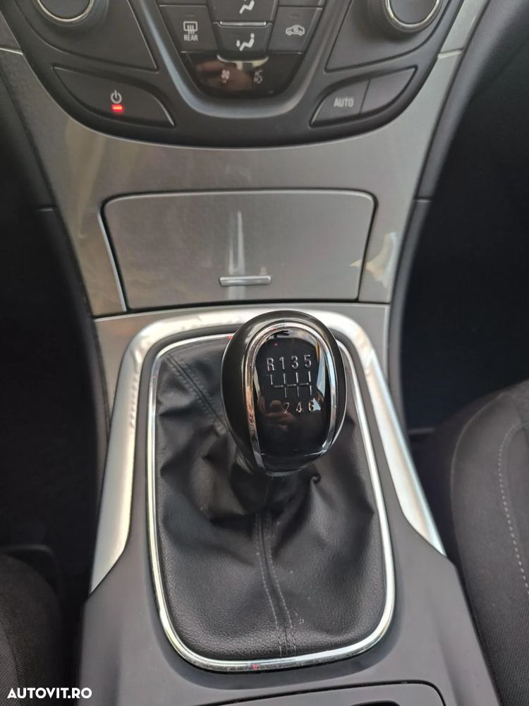 Opel Insignia 2.0 CDTI - 14