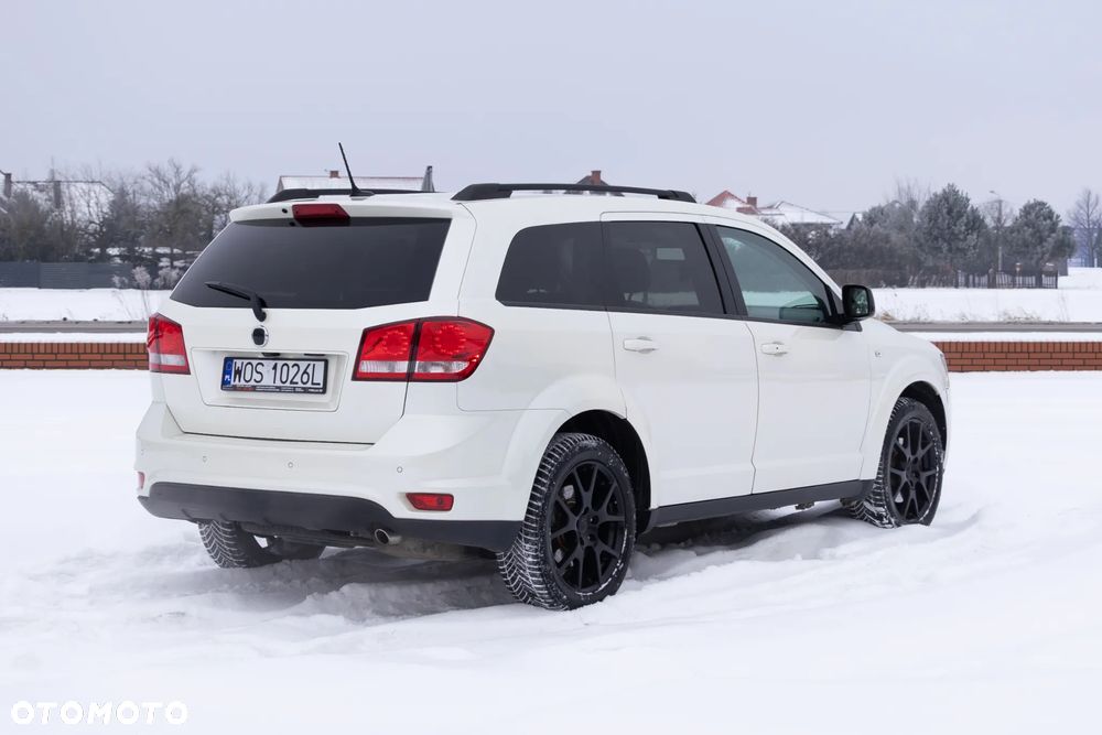 Fiat Freemont 2.0 Multijet Black Code AWD - 5