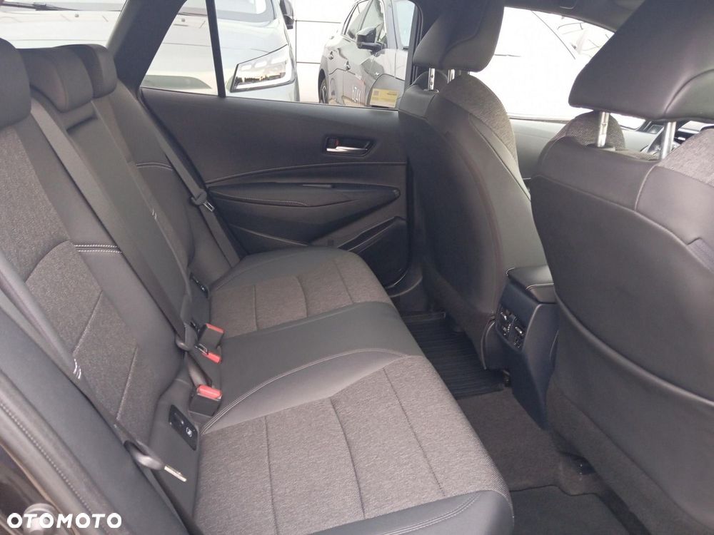 Toyota Corolla 1.8 Hybrid Comfort - 13