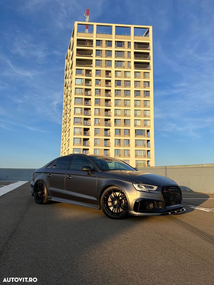 Audi RS3 - 1