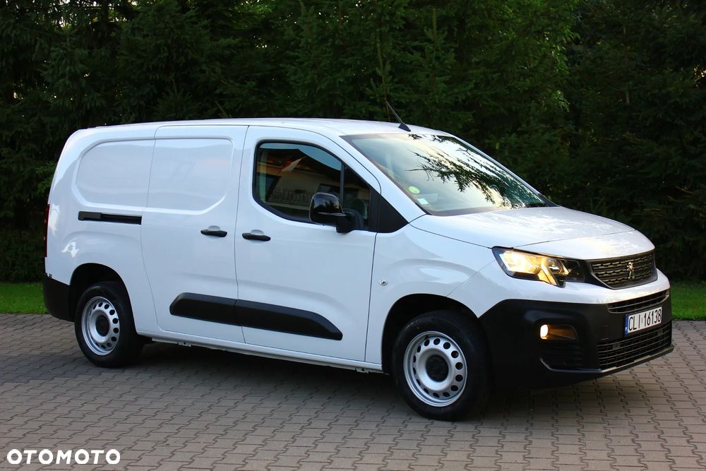 Peugeot PARTNER 1.5HDI 130KM AUTOMAT 8 BIEGÓW LONG DŁUGI 3 OSOBOWY PERFEKT AUTO NAVIGACJA KAMERY,ASYSTENTY,VF23% - 21