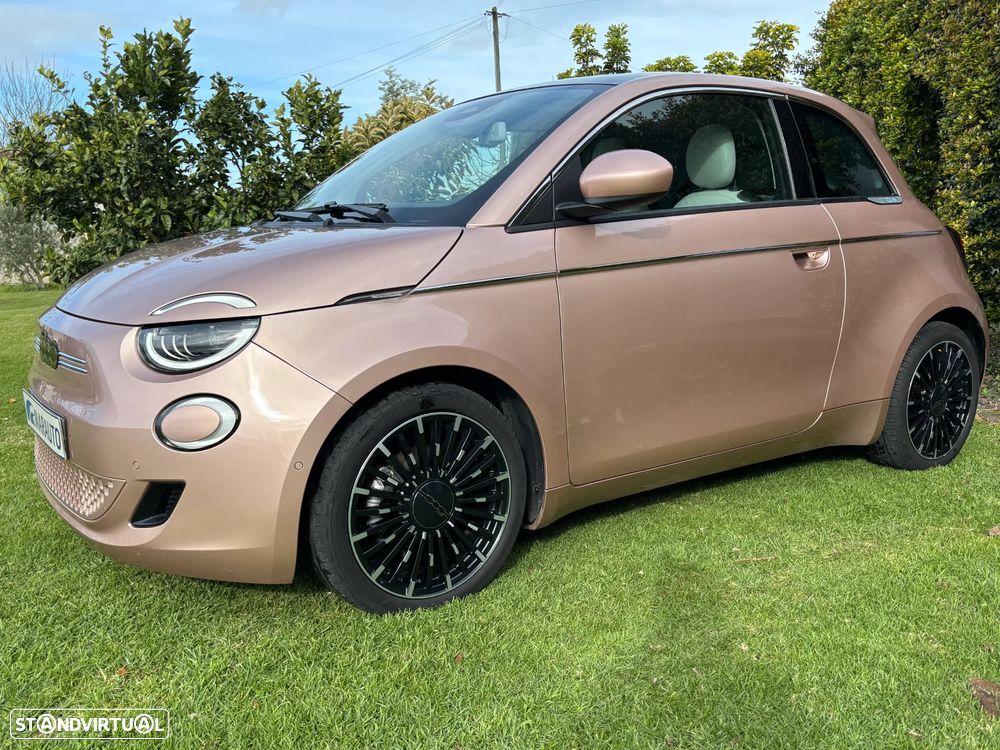 Fiat 500e La Prima