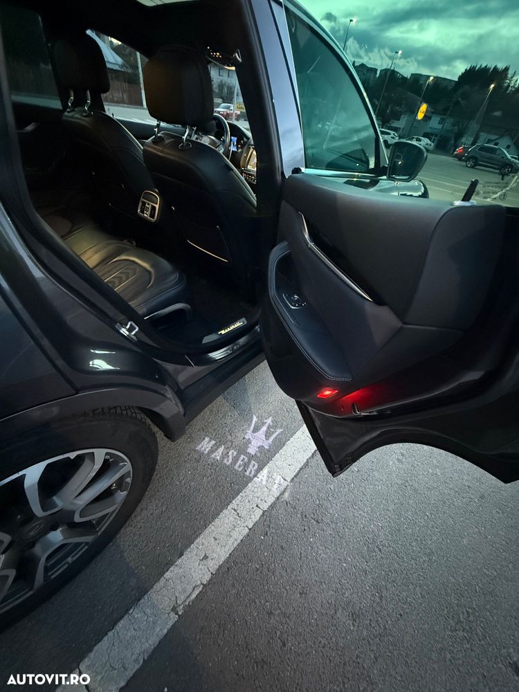 Maserati Levante Q4 GranLusso - 16