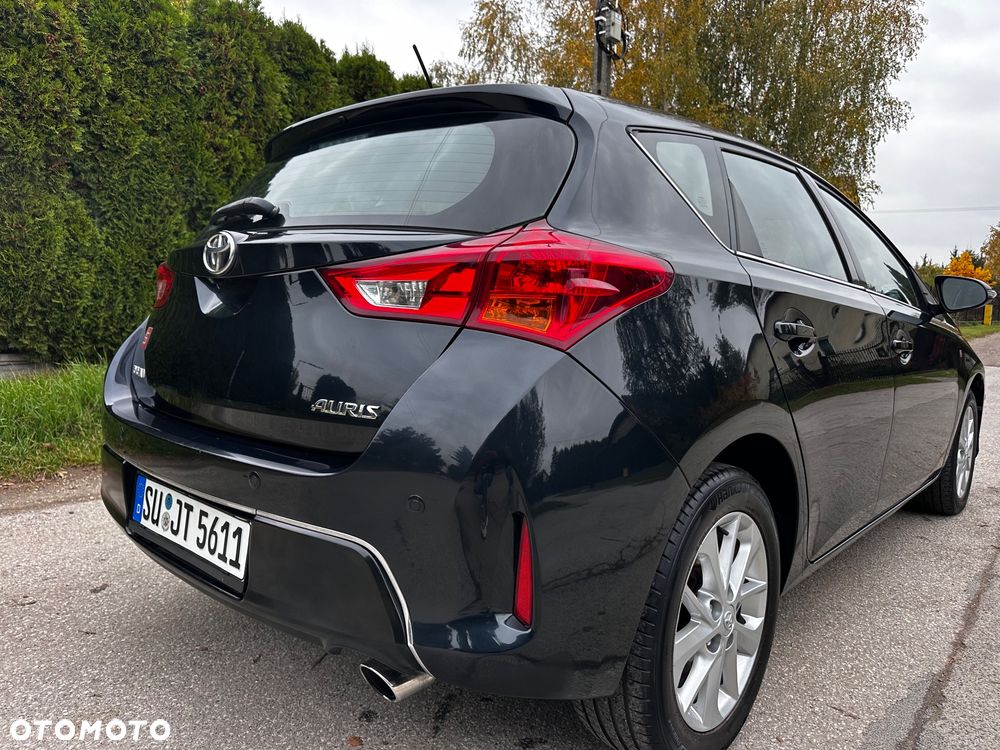 Toyota Auris 1.6 Premium Start - 16