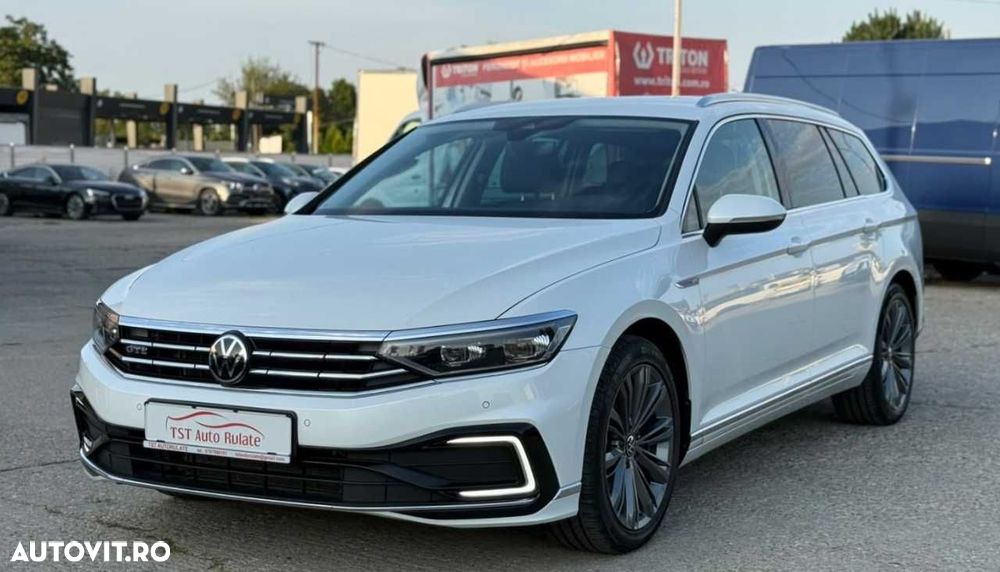 Volkswagen Passat - 3