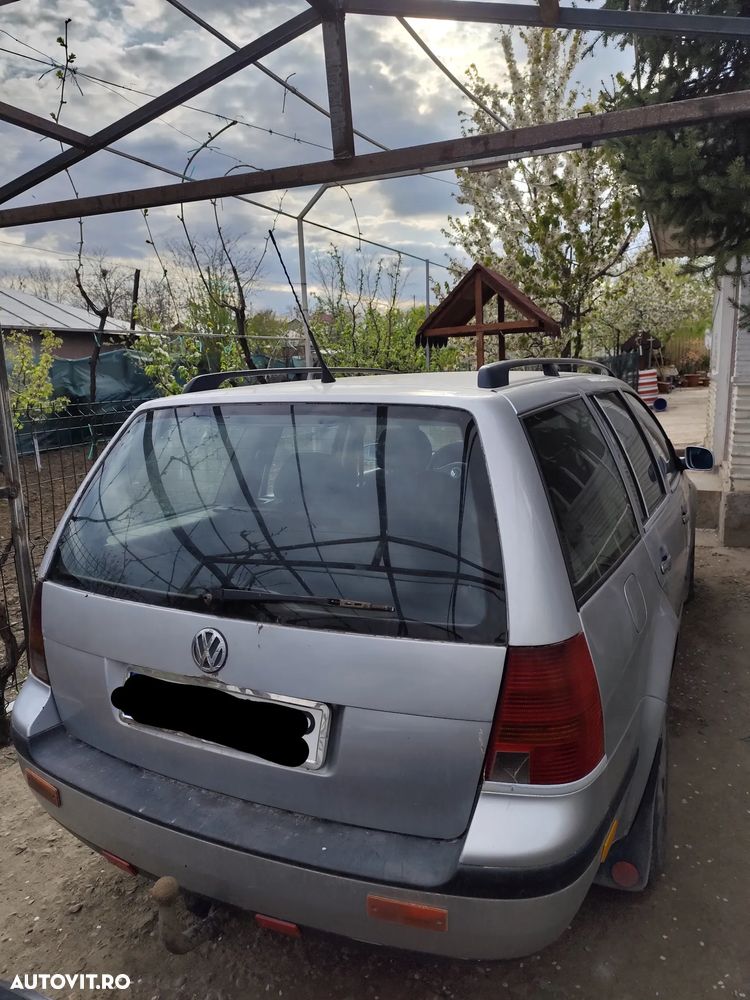 Volkswagen Golf 1.9TDI 4Motion Basis - 6