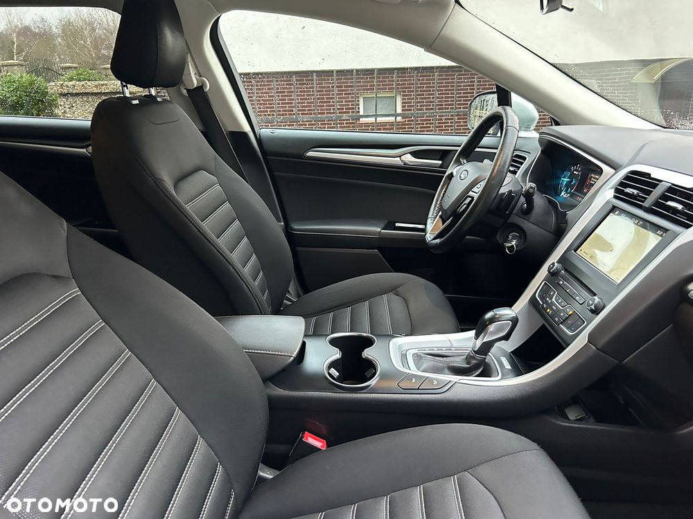 Ford Mondeo SW 2.0 TDCi Titanium PowerShift - 16