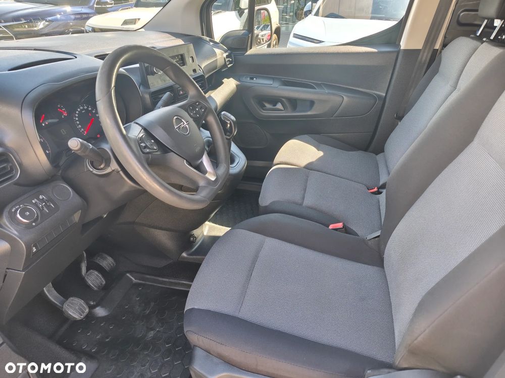 Opel COMBO - 10