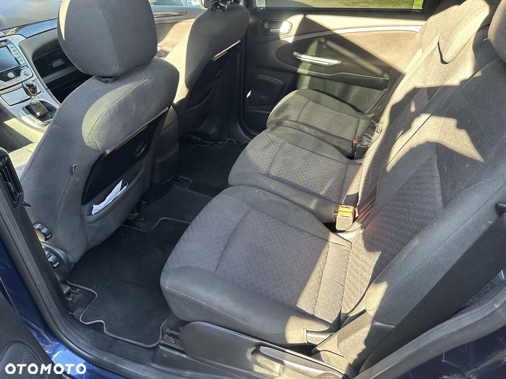 Ford Galaxy - 6