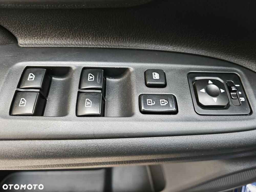 Mitsubishi Outlander - 19