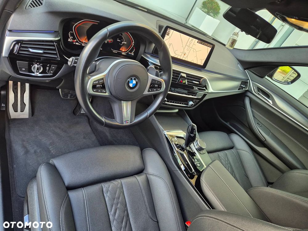 BMW Seria 5 520d xDrive mHEV M Sport sport - 6