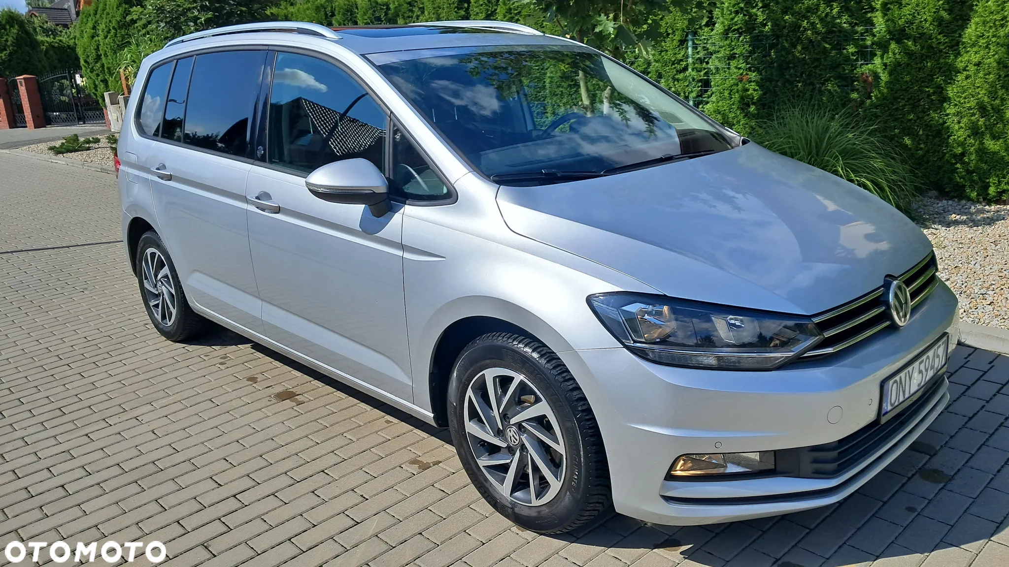 Volkswagen Touran 1.4 TSI BMT Comfortline DSG - 3